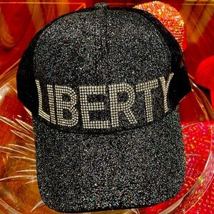 NWT “LIBERTY” -Black glitter 45th POTUS Donald Trump Rhinestone Bling Cap. MAGA